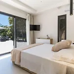 Nereide- Mit Pool Am By Interhome