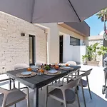 Nereide- Mit Pool Am By Interhome Casa de Férias